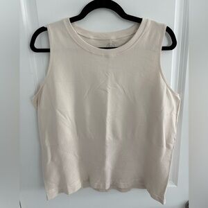 SAGE COLLECTIVE Mesh Boxy Seamless Tank Ivory New W/out Tags Workout Top Size L